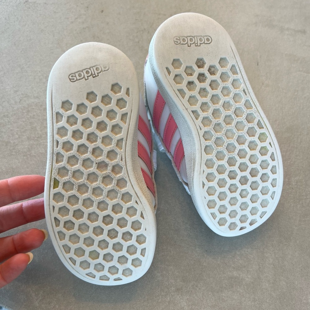 Adidas x Disney Minnie Mouse Grand‎ Court Trainers Sneakers Baby toddler Sz 7 - Picture 12 of 12